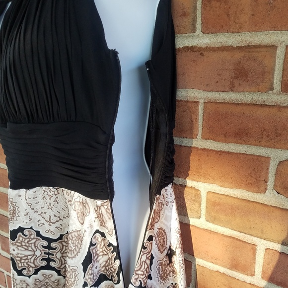 Melrose Evening Dress - Picture 4 of 8